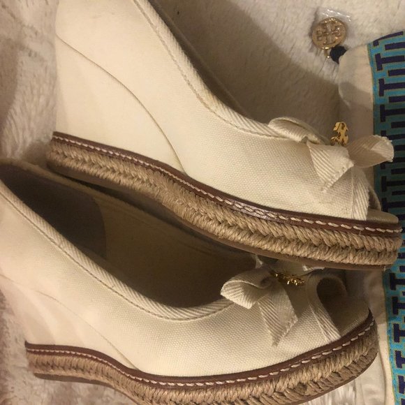 Tory Burch Ivory Canvas Espadrille Wedges - Picture 3 of 6